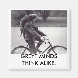 Greyhound & man auf dem Fahrrad, GREYT MINDS DENKE Magnet