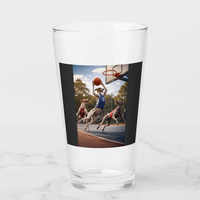 Greyhounds playing basketball glas (Vorderseite)