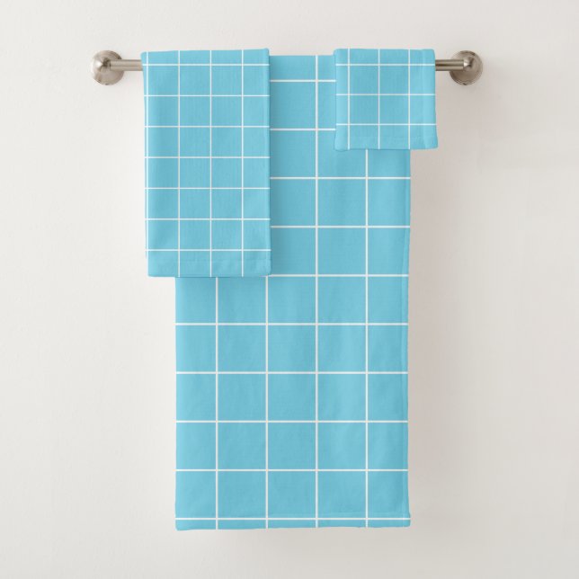 Grid Light Blue und White Badhandtuch Set (Insitu)