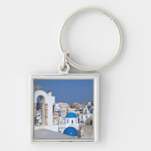 Griechenland, Santorini. Glockenturm und blaue Kup Schlüsselanhänger