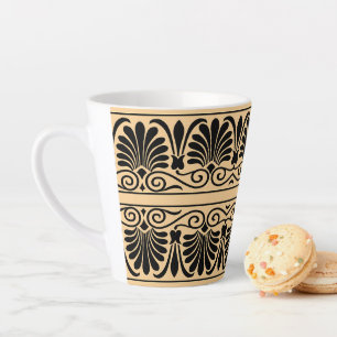 Griechisches mediterranes Arabeskenmuster Braun Milchtasse