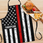 Grillen für den Feuerwehrmann Personalisiert dünne Schürze<br><div class="desc">Thin Red Line Firefighter Schürze - US-amerikanisches Flaggendesign in Firefighter Flag Farben, Not leidendes Design . Diese personalisierte Schürze eignet sich ideal zum Geburtstag, Weihnachten, Feuerwehrrennen oder auch zum Vatertag für Ihren Feuerwehrmann. Ideal für alle Feuerwehrleute, Feuerwehrleute, Feuerwehrfamilien und Anhänger. Personalisieren mit Namen. COPYRIGHT © 2020 Judy Burrows, Black Dog...</div>