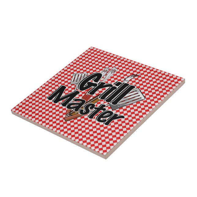 Grillmeister mit GRILLEN Tools & Picnic Table Fliese (Seite)