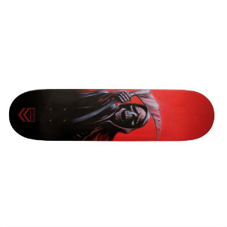 Grimmige Sensenmann-Skate-Plattform durch Skateboard