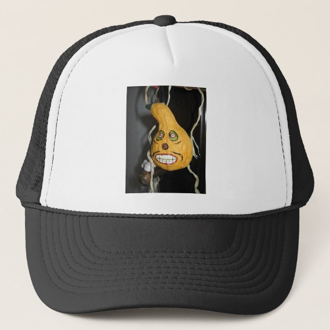 Grinning Gourd Truckerkappe (Vorderseite)