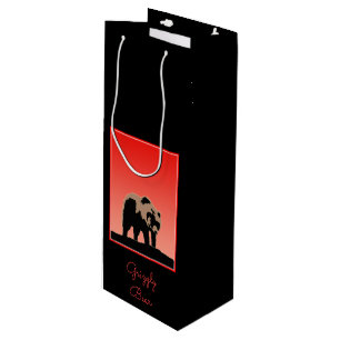 Grizzlybär bei Sonnenuntergang - Original Wildlife Geschenktüte Für Weinflaschen
