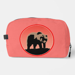 Grizzlybär bei Sonnenuntergang - Originale Wildlif Waschbeutel