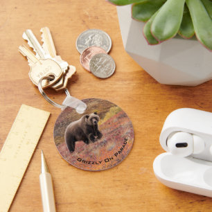 Grizzlybär im Herbst Farben Denali Alaska Custom Schlüsselanhänger