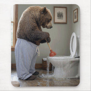 Grizzlybär stürzt Toilette mit Überlauf Mousepad