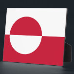 Grönland-Flaggenebene Fotoplatte<br><div class="desc">Bewundern Sie die Bewunderung für Grönland mit dieser wunderschön gestalteten Plakette mit der Flagge Grönlands! Diese mit Liebe zum Detail gestaltete Plakette ist mehr als nur ein dekoratives Stück - sie ist eine Hommage an Grönlands reichhaltiges Erbe und Nationalstolz. Das auffallende Design zeigt die grönländische Fahne deutlich und macht sie...</div>