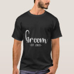 Groom Est 2025 Verheiratetes Hochzeitsfest Brautpa T-Shirt<br><div class="desc">Groom Est 2025 Verheiratetes Hochzeitssemble Brautparty Bachelor</div>