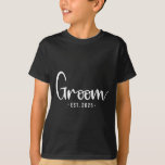 Groom Est 2025 Verheiratetes Hochzeitsfest Brautpa T-Shirt<br><div class="desc">Groom Est 2025 Verheiratetes Hochzeitssemble Brautparty Bachelor</div>