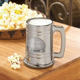 Groom-Gravur-Medallion auf Gunmetal-Bier-Tasse