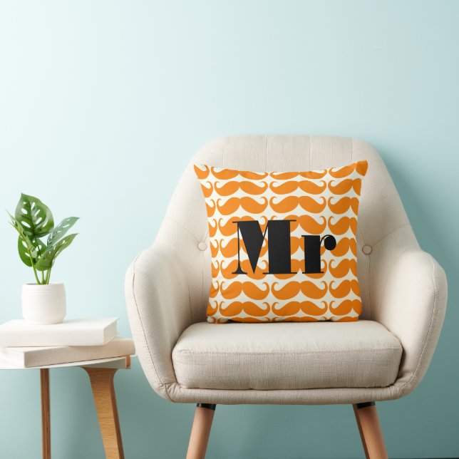 Groom Orange und Elfenbein Herr Mustache Patten Kissen (Stuhl )