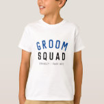 Groom Squad | Moderner Bachelor Trauzeuge Stilvoll T-Shirt<br><div class="desc">Niedliches, einfaches, stilvolles "Groom Squad" zitiert Art Jungs Shirt mit moderner, minimalistischer Typografie in Schwarz und Marineblau in einem coolen trendigen Stil. Der Slogan, Name und Rolle kann leicht personalisiert werden mit den Namen Ihrer Bräutigam-Quadrat, zum Beispiel Bräutigam, Trauzeuge, Trauzeuge, Vater des Bräutigams, Page Boy & so weiter! Das perfekte...</div>