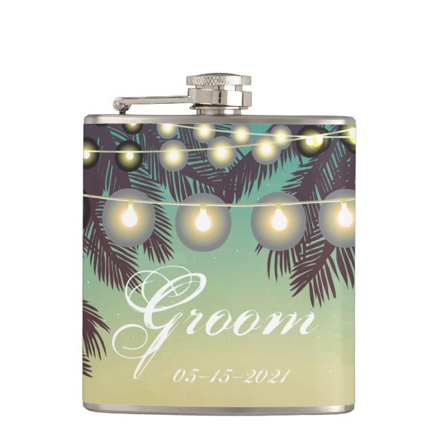 Groom Whiskey Flask Beach Sunset Palm Tree String Flachmann (Vorderseite)