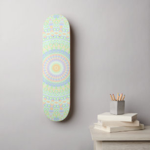 Grooviges farbenfrohes Hippie-Mandala Skateboard