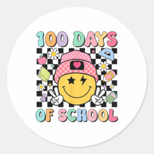 Groovy 100 Days of School Teachers Students 100. Runder Aufkleber