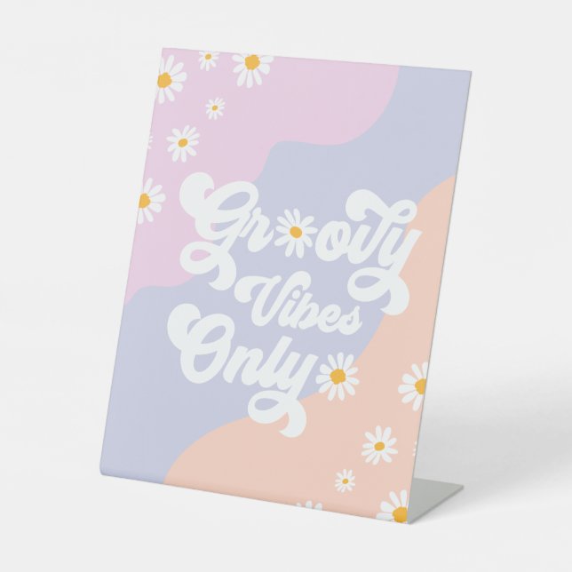 Groovy Birthday Party Boho Daisy Dekorationstabell Sockelschild (Vorderseite)