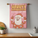 Groovy Christmas Merry Santa Funny Retro Hippie Geschirrtuch<br><div class="desc">Groovy Weihnachten Merry Santa Funny Retro Hippie Kitchen Handtuch Handtuch mit dem groovierten Vintagen Weihnachtsmann mit dem Text "Wir wünschen Ihnen ein frohes Weihnachtsfest und ein glückliches Neues Jahr" in der modernen Schrift Typografie. Perfektes Geschenk für Weihnachten und Feiertage. Entworfen von ©Evco Holidays www.zazzle.com/store/evcoholidays</div>