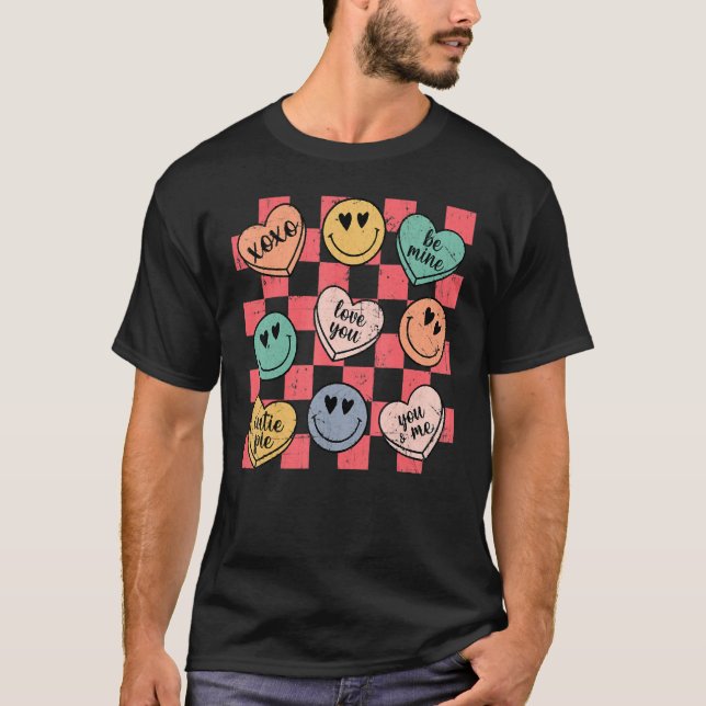 Groovy Conversation Heart Candy Valentines Day Cos T-Shirt (Vorderseite)