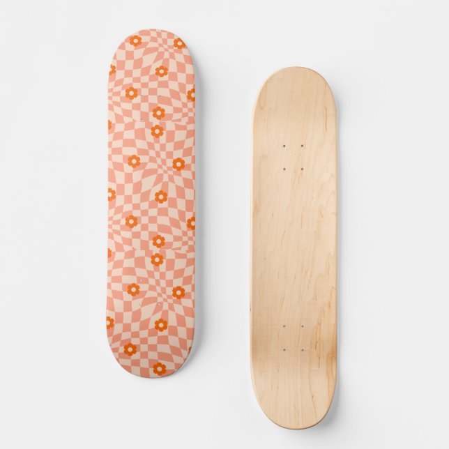 Groovy Daisy Floral Checkerboard, Y2K 90s Skateboard (Vorderseite)