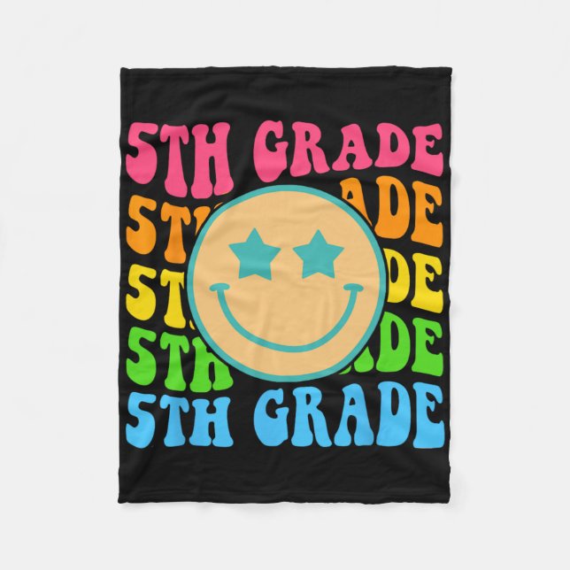 Groovy Fifth Grade Vibes Face Retro Teachers Byck  Fleecedecke (Vorderseite)