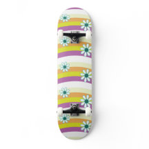 Groovy Floral Skateboard Muster