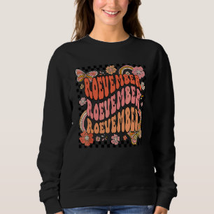 Groovy Frau Roevember Retro Schmetterling Regenbog Sweatshirt