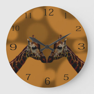 Groovy Giraffe A Go Go,   Große Wanduhr
