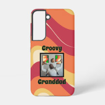 "Groovy Grandad" warmtonisiertes Retro-Wave-Foto