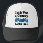Groovy Grandpa Truckerkappe<br><div class="desc">Super Cool item says This is What a Groovy Grandpa Looks Like.  Makes a Great Gift for the Grandpa in Your Life!</div>