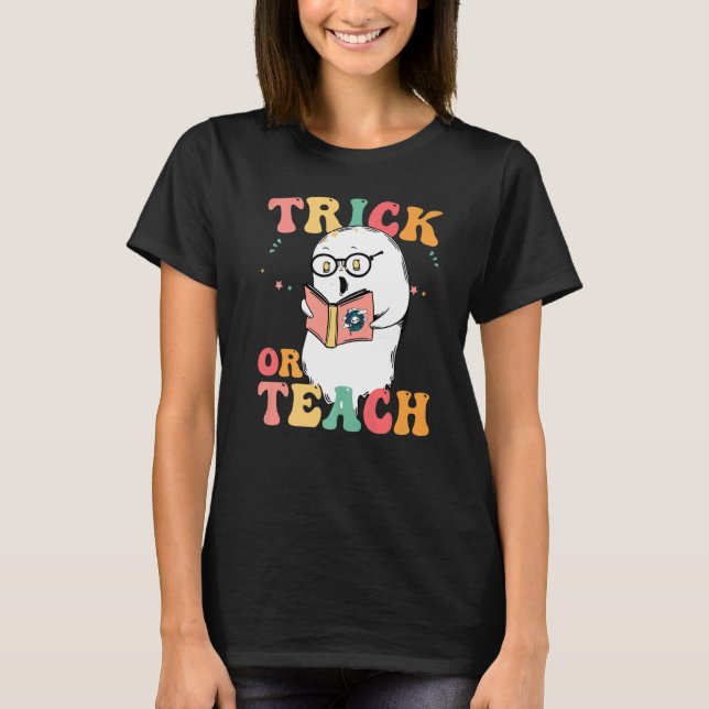 Groovy Halloween Trick Or Teach Retro Floral Ghost T-Shirt (Vorderseite)