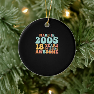 Groovy, hergestellt im Jahr 2005, 18 Jahre großart Keramik Ornament