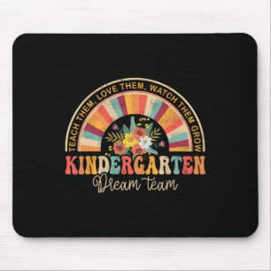 Groovy Kindergarten Vibes Team zurück zum Schulleh Mousepad