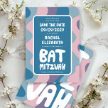Groovy Lila Waves Custom Bat Bar Bnai Mitzvah Save The Date<br><div class="desc">Perfekte Karte, um eine Bar- oder Fledermausmitzvah oder andere jüdische Feier zu verkünden und Gäste zu Save the Date fragen! Handgefertigte Kunst für Sie mit Griffe auf der Vorder- und Rückseite! Vollständig anpassbar! Klicken Sie auf "Personalisieren" oben, um den Text zu bearbeiten. Klicken Sie auf "Bearbeiten mit dem Design-Tool", um...</div>