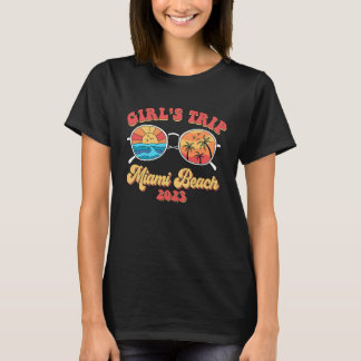 Groovy Miami Beach 2023 Girls Trip Sunglasses Summ T-Shirt