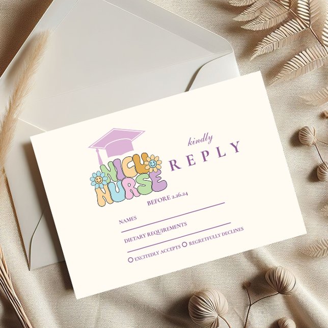 Groovy NICU Nurse Graduation Party RSVP Karte (Von Creator hochgeladen)