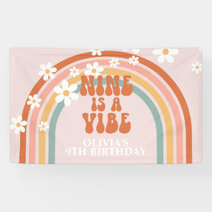 Groovy Nine ist ein Vibe Regenbogen Daisy 9. Gebur Banner