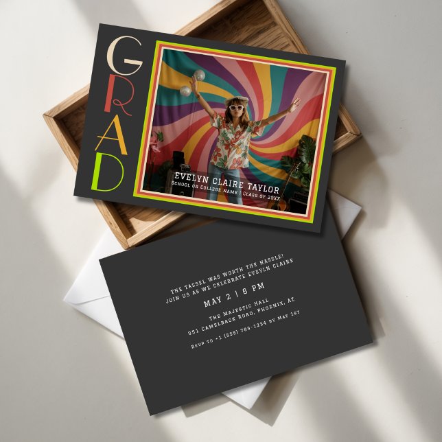 Groovy Psychedelic Retro Daisy Foto Abschluss Einladung (Von Creator hochgeladen)