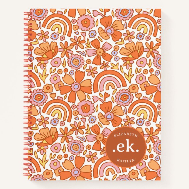 Groovy Retro Orange Florals Monogram Notizbuch (Vorderseite)