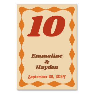 Groovy Wavy Orange und Brown Tischnummer Card
