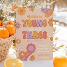 Groovy Young Wild und Drei Geburtstage Einladung