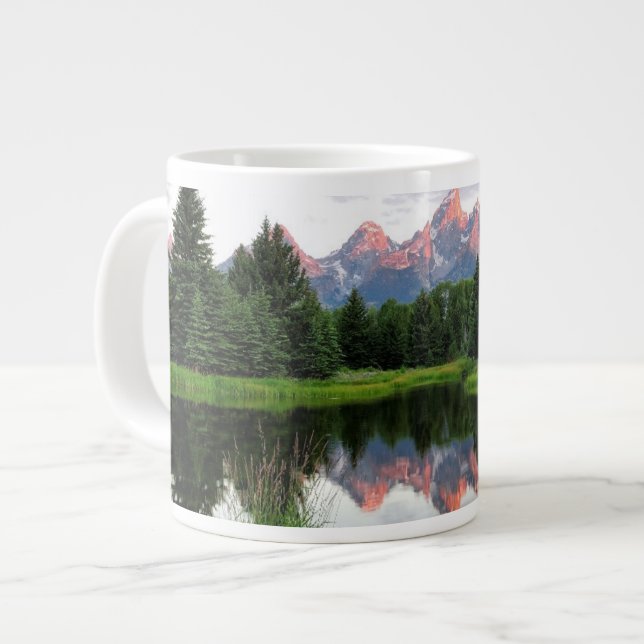 Großartige Teton Reflexionen über dem Biber-Teich Jumbo-Tasse (Vorderseite Links)