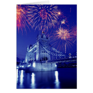 Großbritannien, London. Feuerwerk über dem Turm
