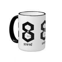 Große 8 a-Bit-Scared Monochrome-Tasse