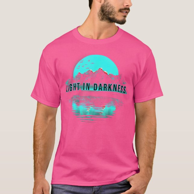Große Berggrafie ideal zum Wandern und Entdecken T-Shirt (Vorderseite)