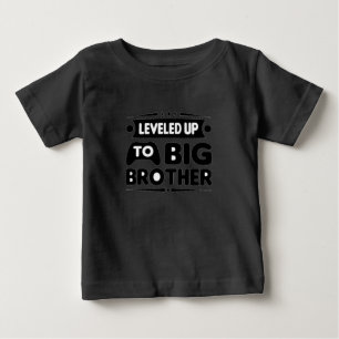 Große Brüder Verantwortlichkeiten Zum großen Brude Baby T-shirt
