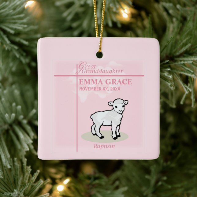 Große Enkeltochter Taufe Pink Girl Lamb Keramikornament (Baum)