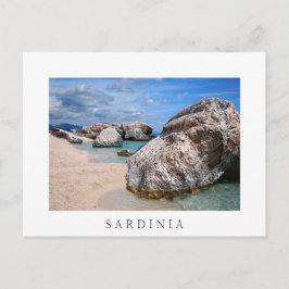 Große Felsen auf Sardinien Strand weiße Text Postk Postkarte